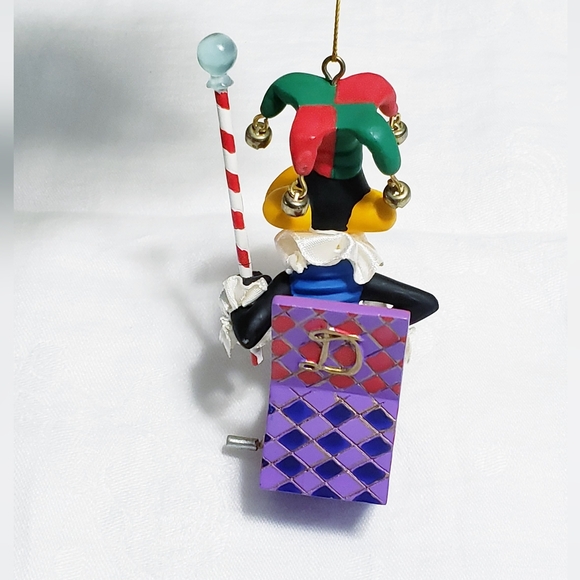 Daffy Duck Jester  Ornament - Picture 4 of 5